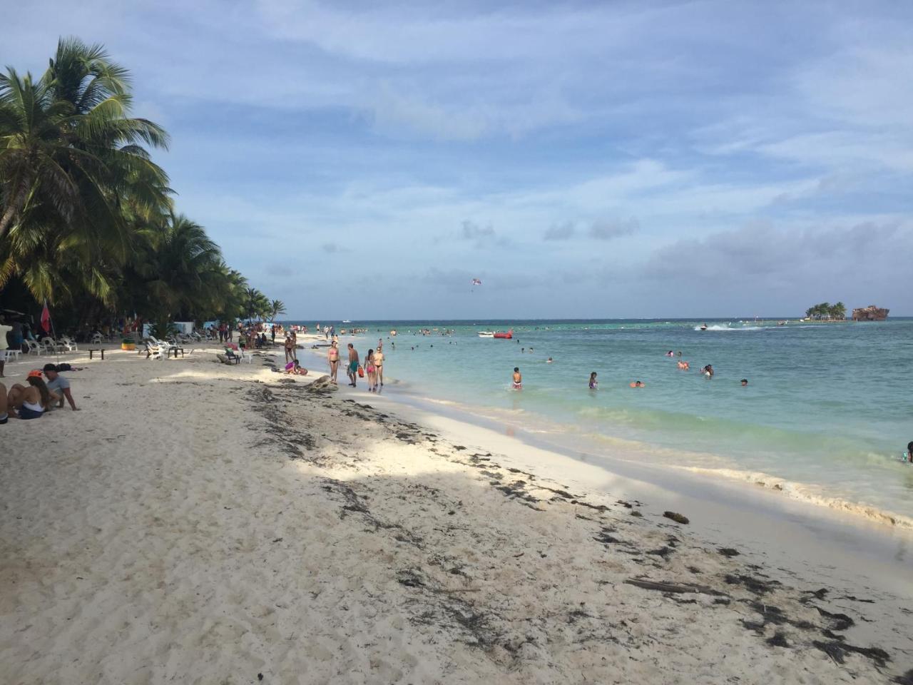Lehas Place Hotell San Andrés Exteriör bild